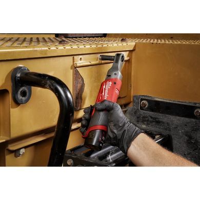 Гайковерт-трещотка угловой компактный аккумуляторный бесщеточный 1/2'' MILWAUKEE, M12 FIR12-0, 81Нм (каркас, картонная упаковка)