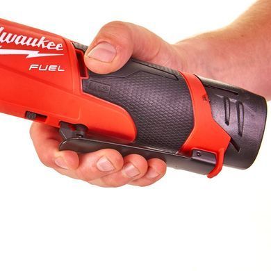 Гайковерт-трещітка кутовий компактний акумуляторний безщітковий 3/8'' MILWAUKEE, M12 FIR38-201B, 75Нм (зарядний пристрій С12 С,