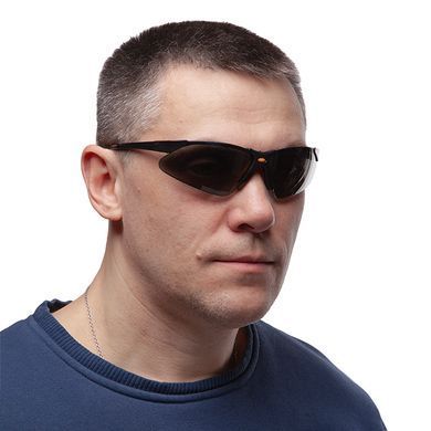 Очки защитные затемненные, материал поликарбонат,заушины черного цвета, материал нейлон, резиновая накладка для носа,защита от удара INTERTOOL SP-0097