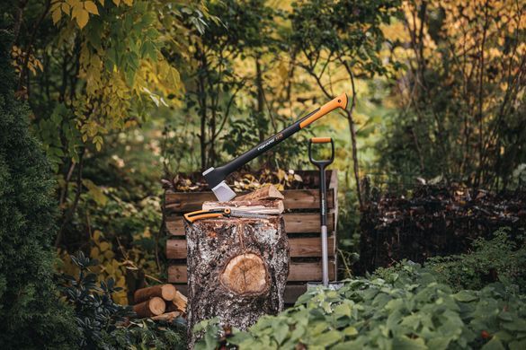 Топор-колун Fiskars Х21 70.9 см, 1600г