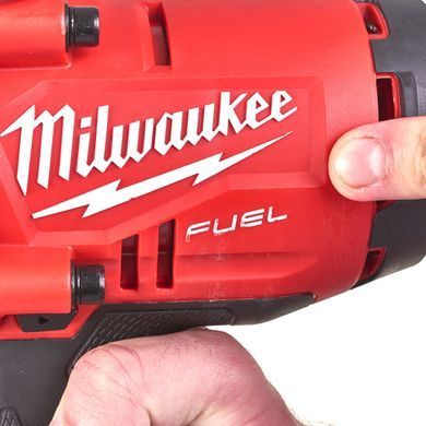 Гайковерт аккумуляторный бесщеточный 1'' MILWAUKEE, M18 ONEFHIWF1-0X, 2400Нм, с кольцом (каркас, HD кейс)