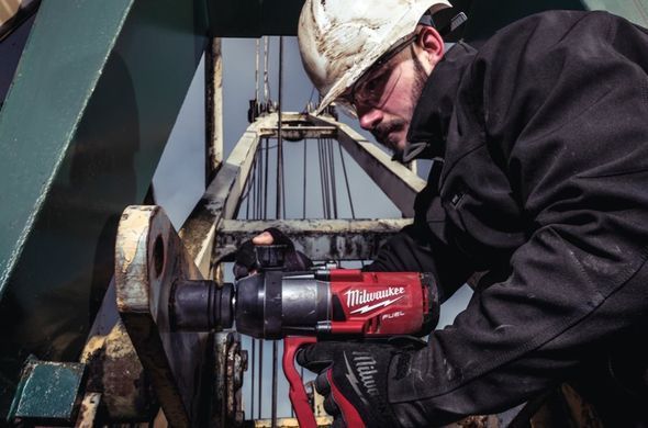Гайковерт аккумуляторный бесщеточный 1'' MILWAUKEE, M18 ONEFHIWF1-0X, 2400Нм, с кольцом (каркас, HD кейс)