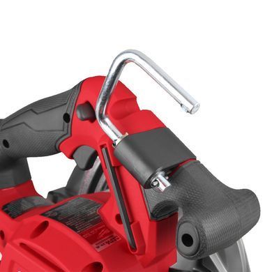 Пила ручная дисковая аккумуляторная MILWAUKEE, M18 FCS552-0, диаметр 165мм (каркас)