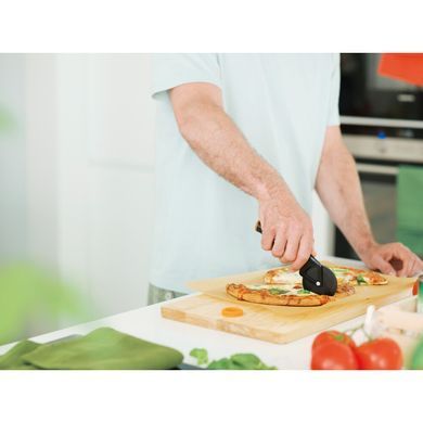 Нож для пиццы Fiskars Form, пластик