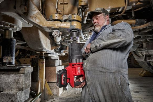 Гайковерт аккумуляторный бесщеточный 1'' MILWAUKEE, M18 ONEFHIWF1D-0C, 2711Нм, с кольцом (каркас, кейс)