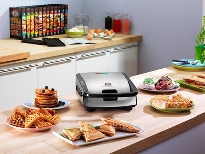 Мультимейкер Tefal Snack collection 700Вт, тефлон, 3 пластини, корпус-нержав.сталь/пластик, чорний