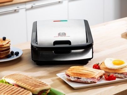 Мультимейкер Tefal Snack collection 700Вт, тефлон, 3 пластини, корпус-нержав.сталь/пластик, чорний