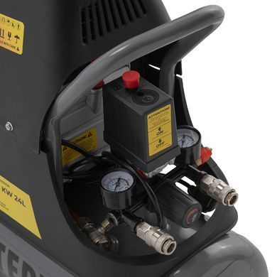 Компрессор 24 л, 1.5 кВт, 220 В, 8 атм, 206 л/мин. INTERTOOL PT-0009