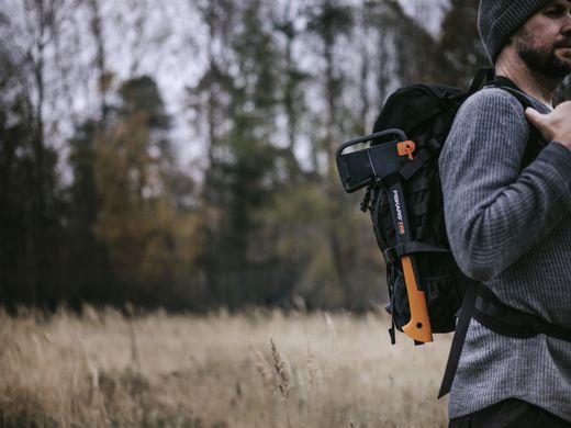Топор Fiskars плотницкий S Х10