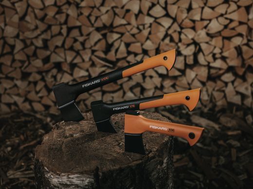 Топор Fiskars плотницкий S Х10