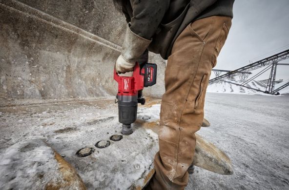 Гайковерт аккумуляторный бесщеточный 1'' MILWAUKEE, M18 ONEFHIWF1DS-0C, 2711Нм, с кольцом (каркас, кейс)
