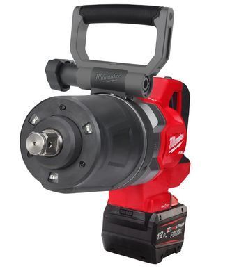 Гайковерт аккумуляторный бесщеточный 1'' MILWAUKEE, M18 ONEFHIWF1DS-121C, 2711Нм (зарядное устройство M12-18 FC, 1 аккумулятор FB12 12 Ач, кейс)