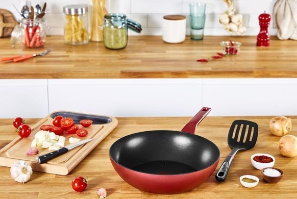 Сковорода Tefal Daily Chef ВОК, 28см, покрытие Titanium, алюм., индукция, Thermo-Spot, красный