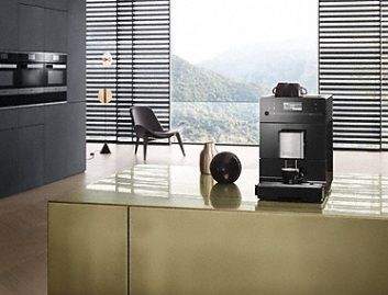 Кофемашина Miele CM 5300, 1,3л, зерно+молотая, автомат.капуч, авторецептов-12, черный