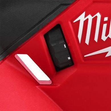 Шлифмашина эксцентриковая бесщеточная аккумуляторная MILWAUKEE M12 FROS5-502X, диаметр 150мм (зарядное устройство С12 С, 2 аккумулятора М12 В5 5Ач, HDкейс)