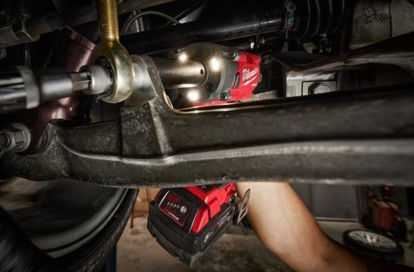 Гайковерт аккумуляторный бесщеточный 1/2'' MILWAUKEE, M18 FIW2F12-502Х, 339Нм, с кольцом (зарядное устройство M12-18 FC, 2 аккумулятора М18 В5 5 Ач, клипса для ремня, HDкейс)