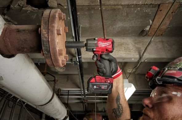 Гайковерт акумуляторний безщітковий 1/2'' MILWAUKEE, M18 FMTIW2F12-0Х, 881Нм, з кільцем (каркас, кліпса для реміня, HDкейс)