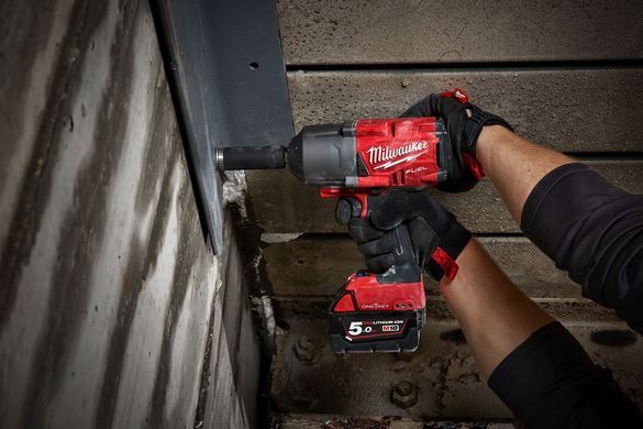 Гайковерт акумуляторний безщітковий 3/4'' MILWAUKEE, M18 ONEFHIWF34-502X, 2034Нм, з кільцем (зарядний пристрій M12-18 FC, 2 акум