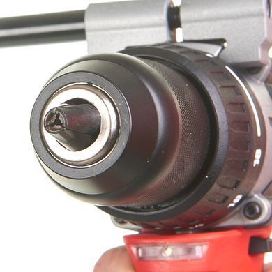 Дрель-шуруповерт с ударом аккумуляторная бесщеточная MILWAUKEE, M18 BLPD2-502X (зарядное устройство М12-18 FС, 2 аккумулятора М18 В5 5Ач, боковая рукоять, клипса для ремня, HDкейс)