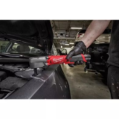 Гайковерт угловой аккумуляторный бесщеточный 3/8'' MILWAUKEE, M12 FRAIWF38-0, 300Нм (каркас, картонная упаковка)